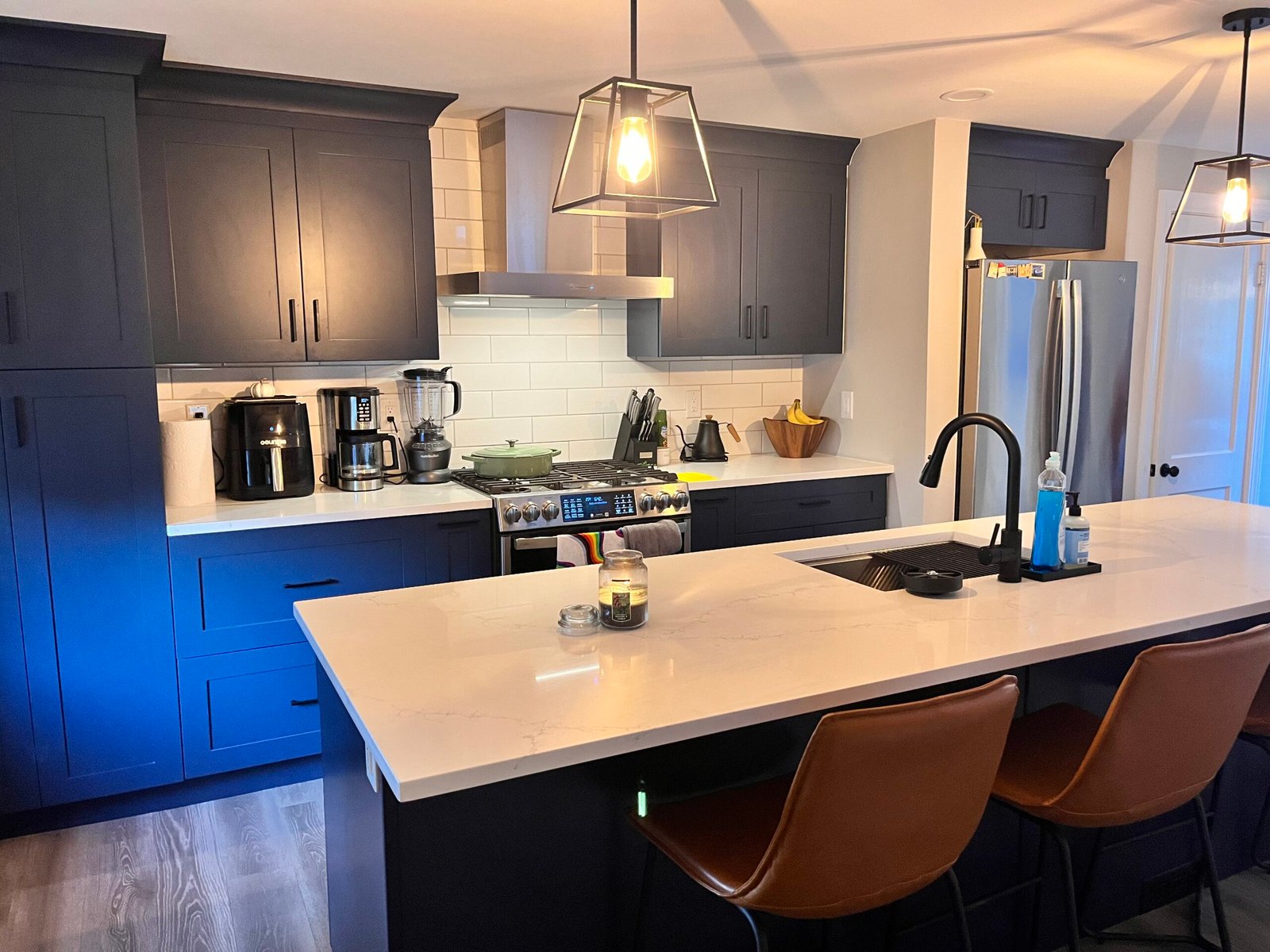 38EBE152-32A1-4939-BFA3-1D02F9E140DC