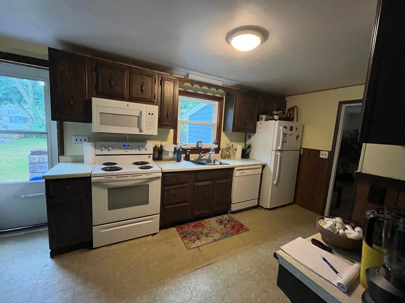 4EB02493-182E-4196-A689-31AD53E24E0B